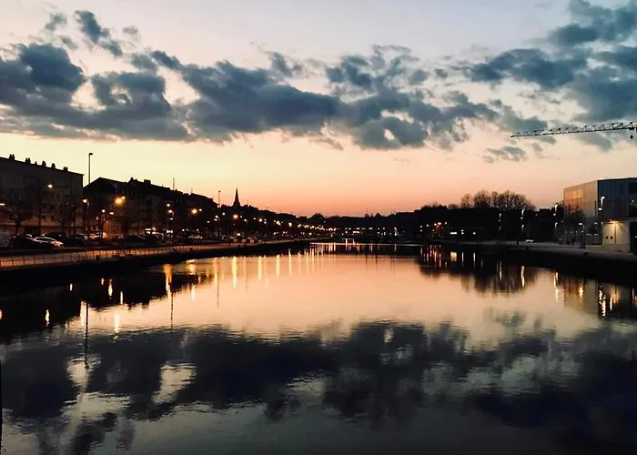 Belle Lumineux Avec Balcon Plein Centre . Caen